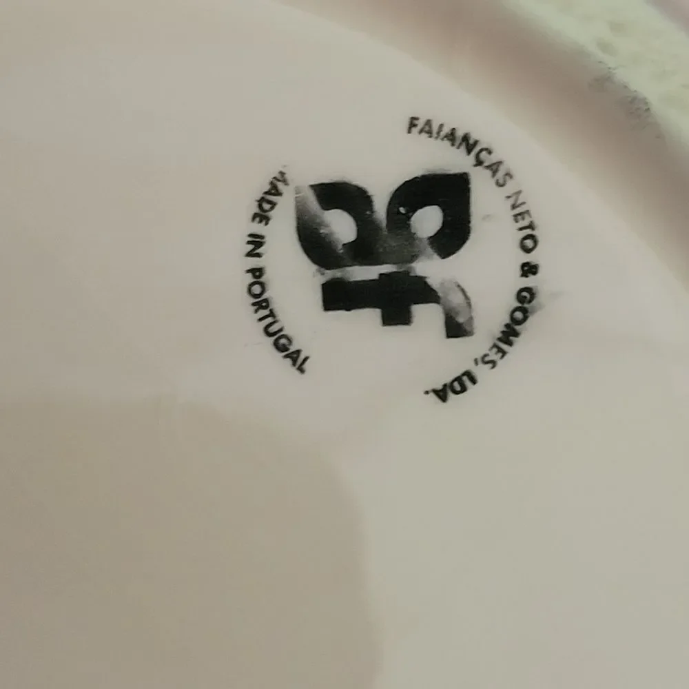 Faiancas Neto Gomes Pink Bowls‎